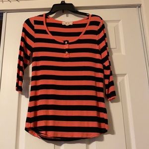 Women’s quarter sleeve shirt